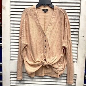 Rachel Button-up V-neck Top size Medium